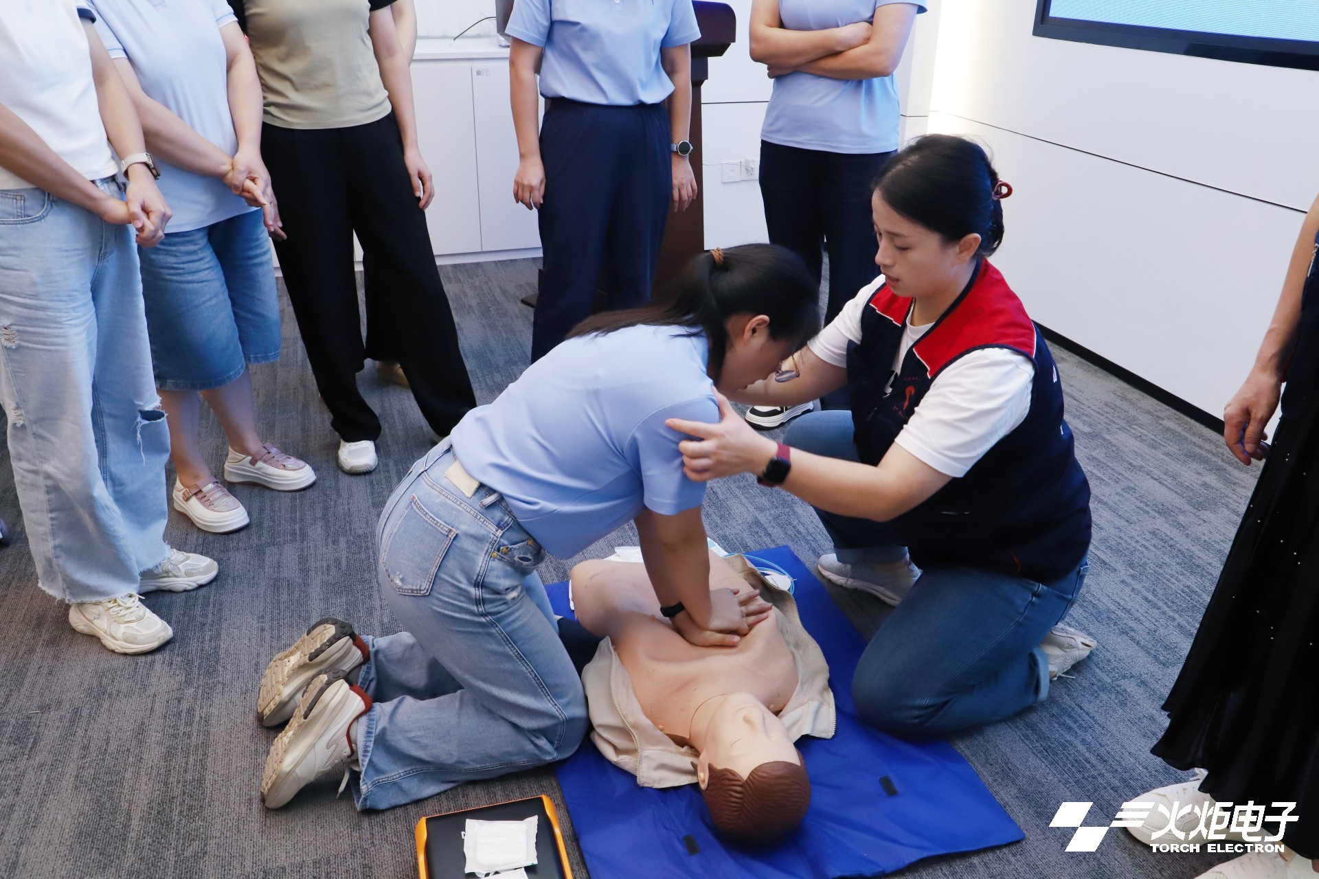 Caring for Life, Saving Lives|Torch Electron Successfully Hosts First Aid Training Session